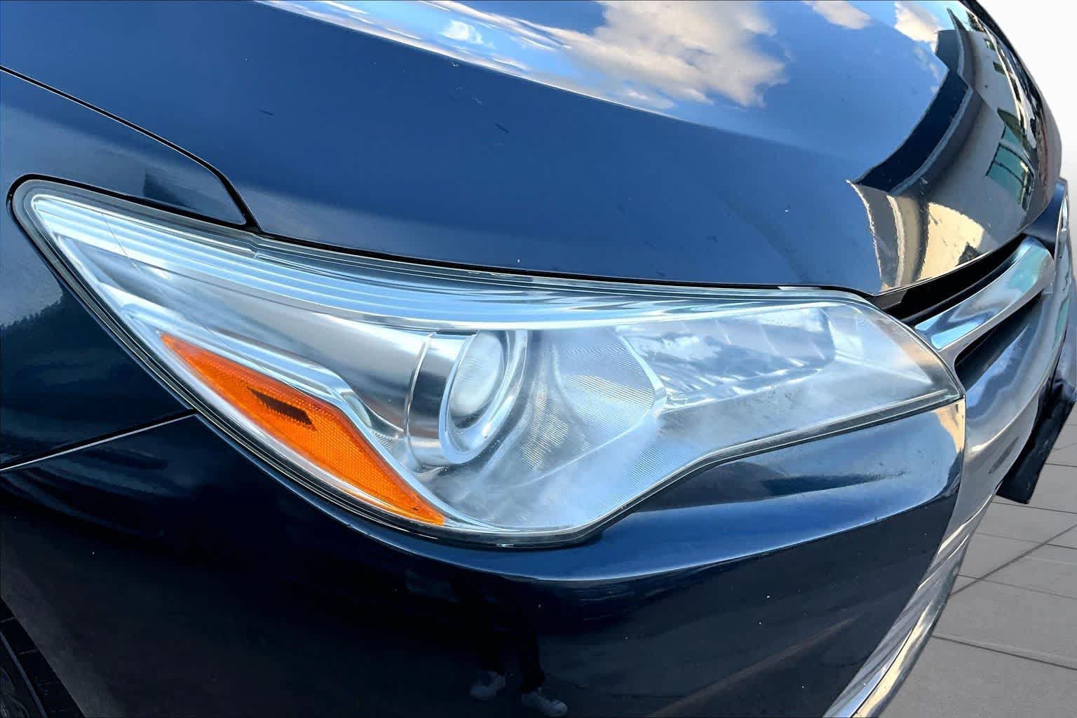 Used 2016 Toyota Camry LE FWD image 26