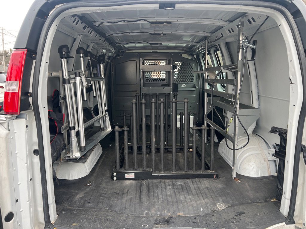 Used 2019 Chevrolet Express 2500 w/ Driver Convenience Package image 6