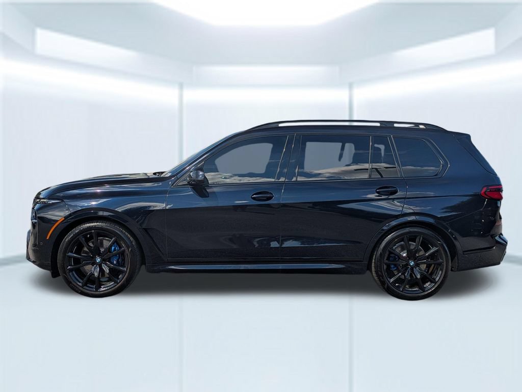 Used 2026 BMW X7 xDrive40i w/ Executive Package AWD/4WD image 2