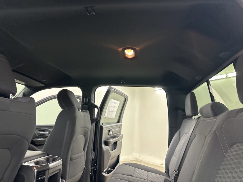 New 2026 RAM 1500 Express AWD/4WD image 26