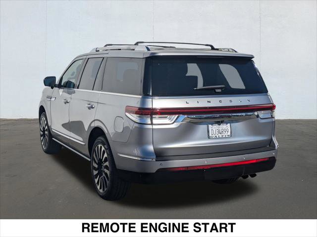 Used 2024 Lincoln Navigator Black Label AWD/4WD image 3