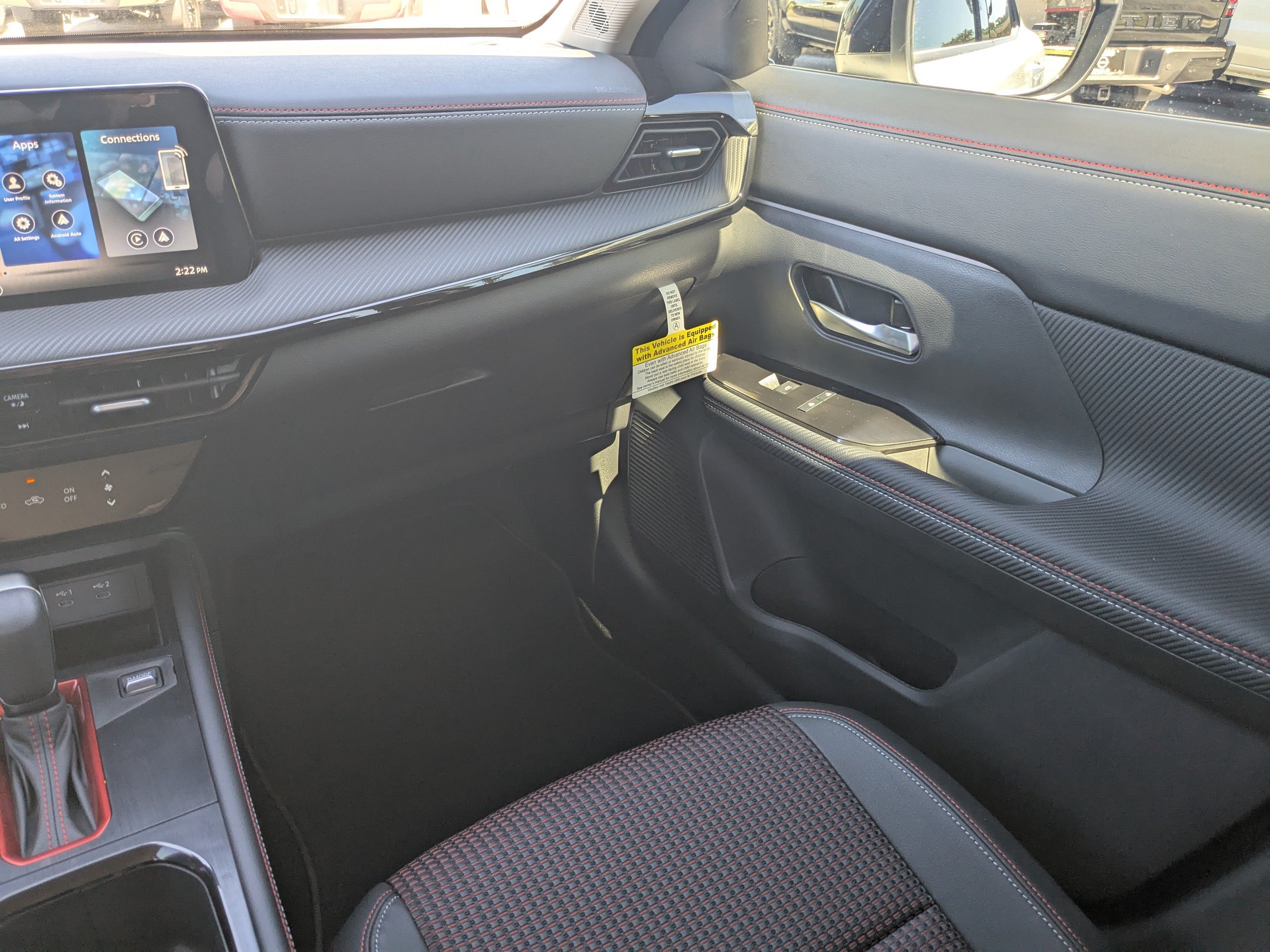 New 2027 Nissan Kicks SR FWD image 18