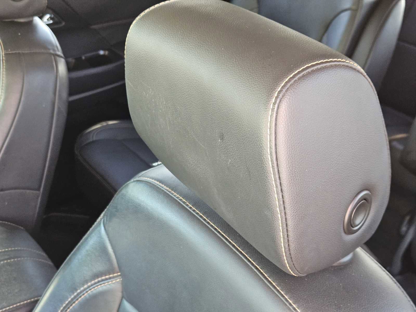 Used 2020 Chevrolet Traverse LT w/ Driver Confidence II Package image 15