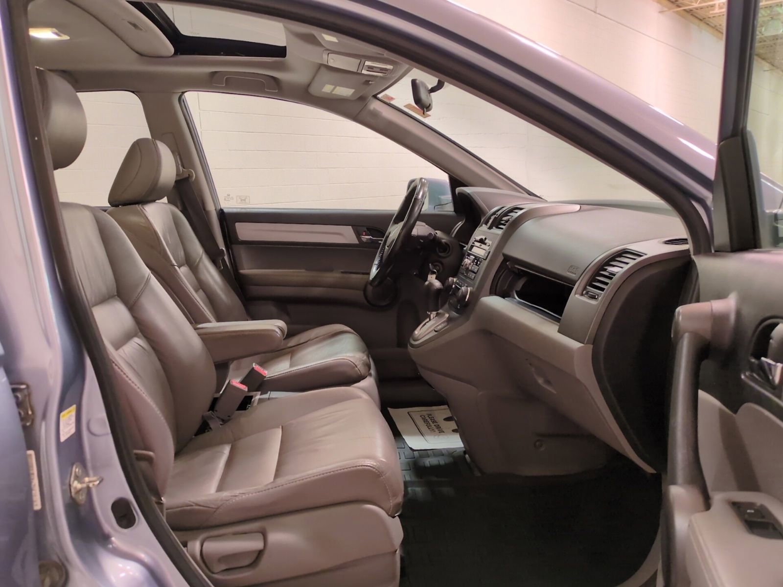 Used 2011 Honda CR-V EX-L image 9