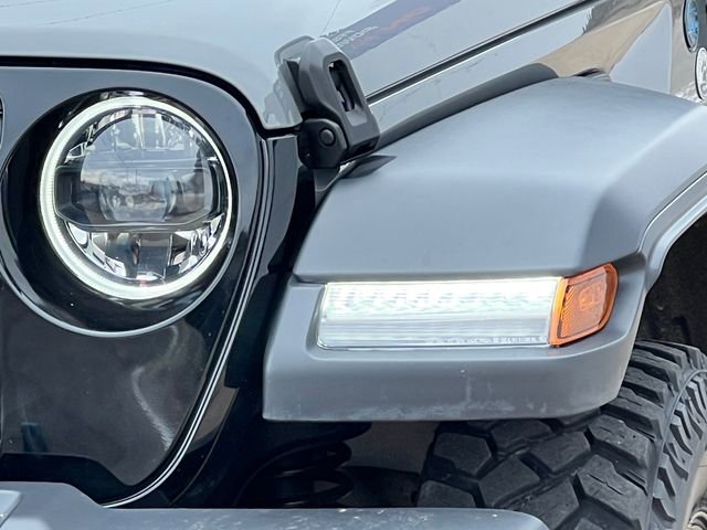 Used 2023 Jeep Wrangler Unlimited w/ Cold Weather Group image 40