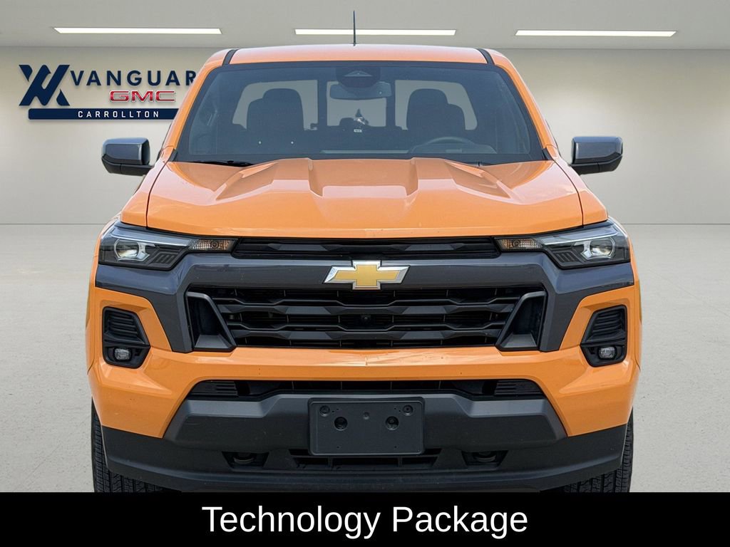 Used 2025 Chevrolet Colorado LT w/ LT Convenience Package AWD/4WD image 3