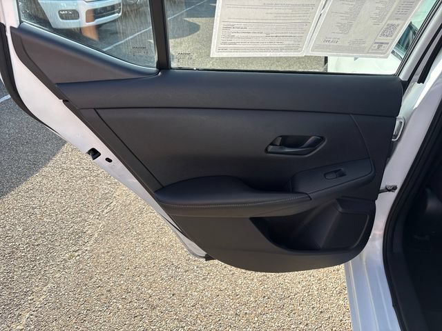 Used 2024 Nissan Sentra SV FWD image 18