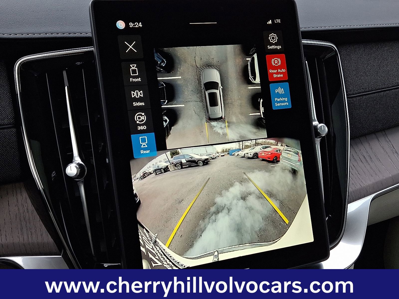 New 2026 Volvo XC90 B6 Ultra w/ Protection Package image 12