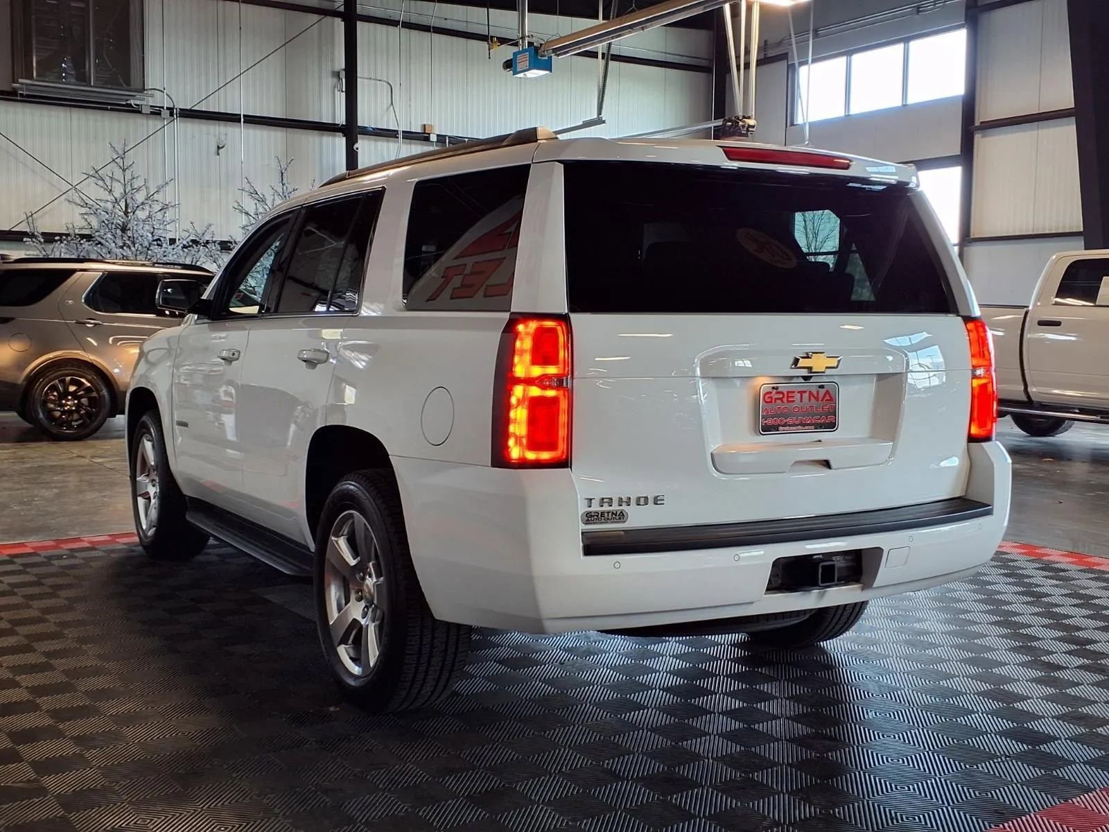 Used 2016 Chevrolet Tahoe LT AWD/4WD image 4