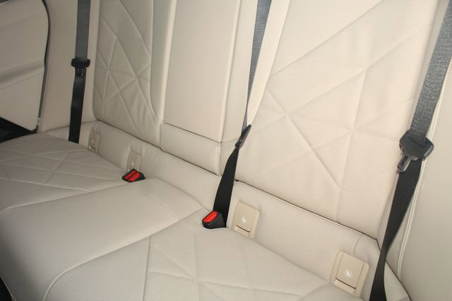 New 2026 BMW iX xDrive45 w/ Premium Package image 20