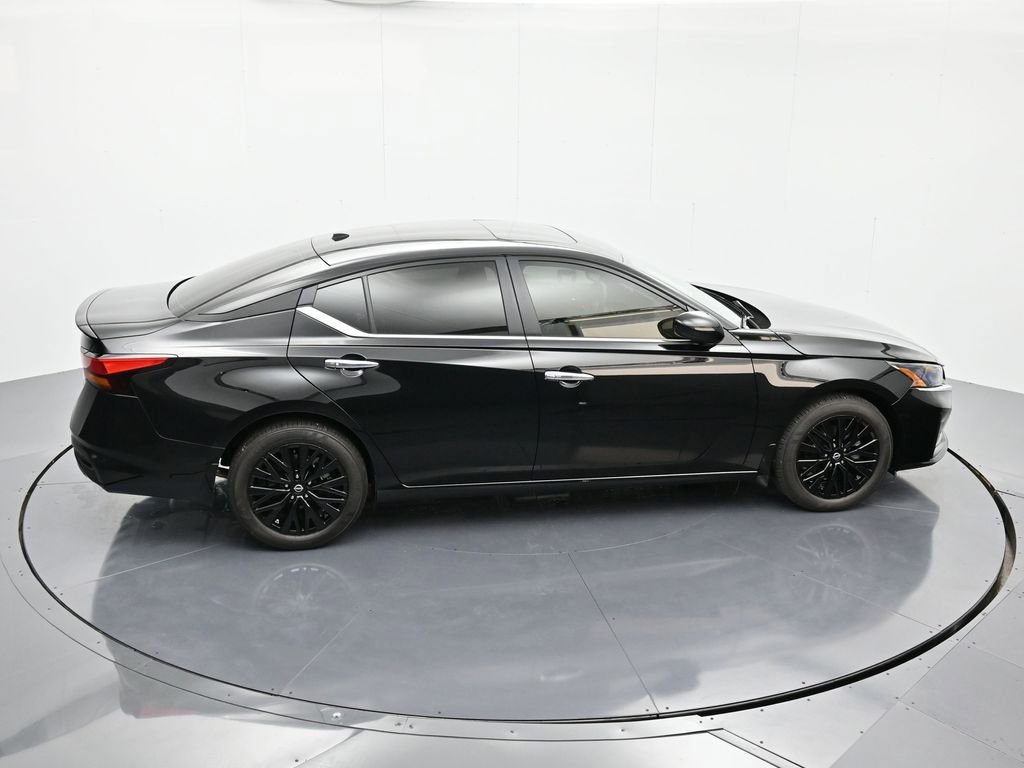 New 2025 Nissan Altima 2.5 SV w/ SV Special Edition Package FWD image 32
