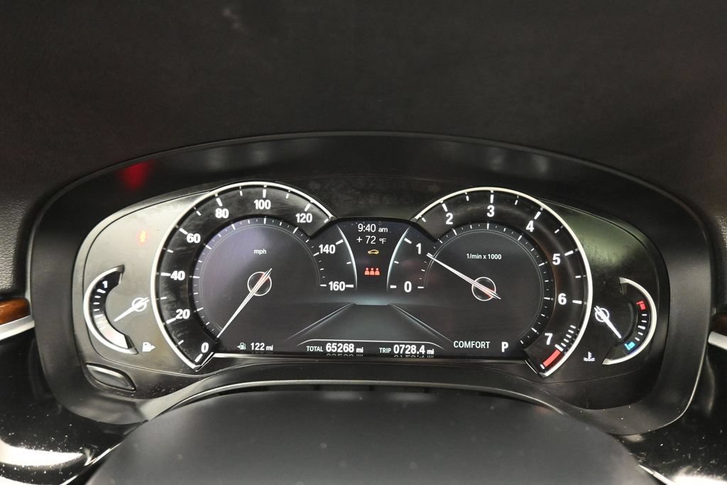 Used 2018 BMW 530i xDrive AWD/4WD image 16