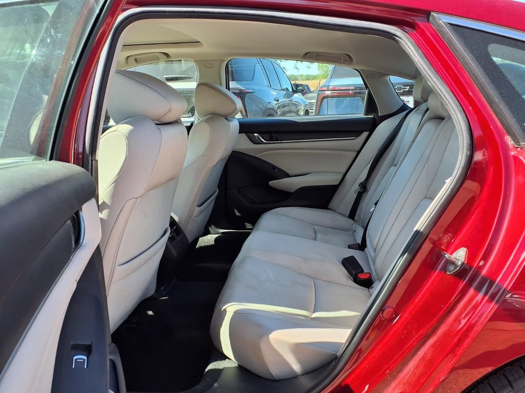 Used 2020 Honda Accord EX image 9