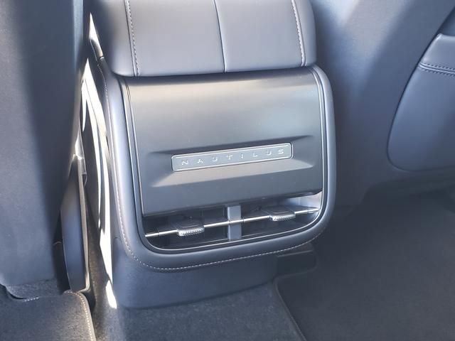 New 2026 Lincoln Nautilus Premier image 15