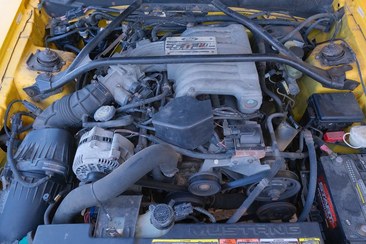 Used 1995 Ford Mustang GT RWD image 8