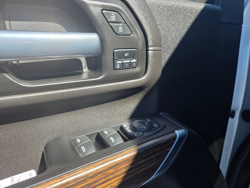 Used 2022 Chevrolet Silverado 2500 High Country AWD/4WD image 14