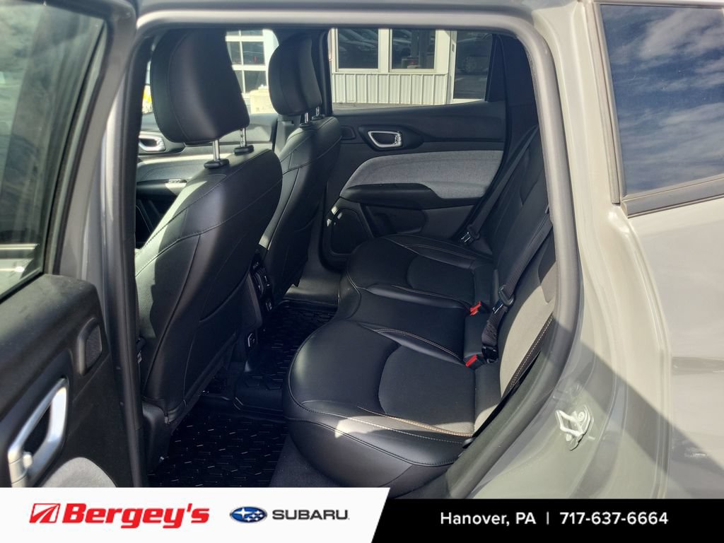 Used 2023 Jeep Compass Latitude w/ Sun and Sound Group AWD/4WD image 9