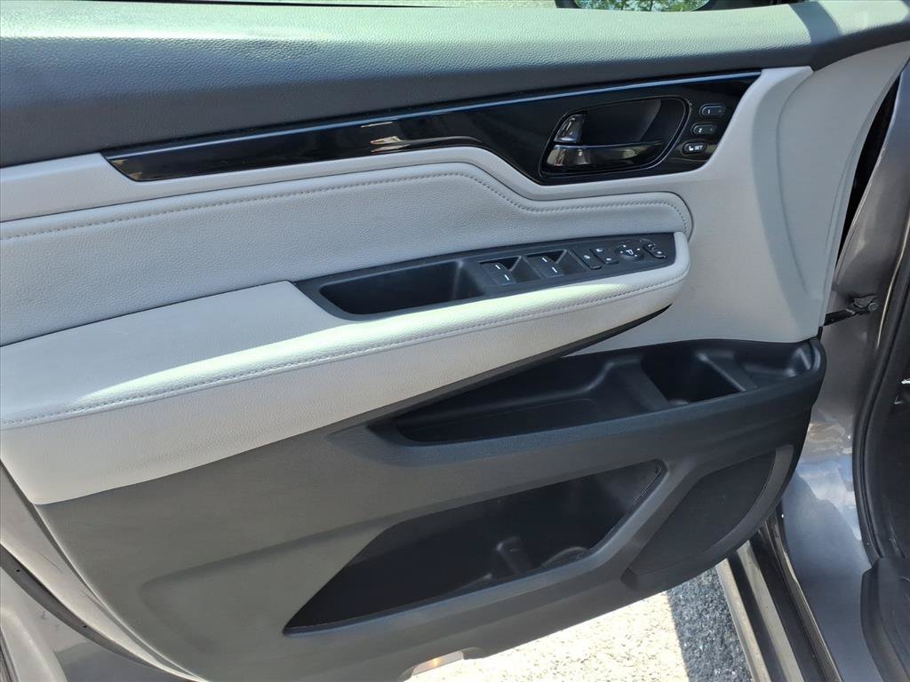 Used 2023 Honda Odyssey Touring image 15