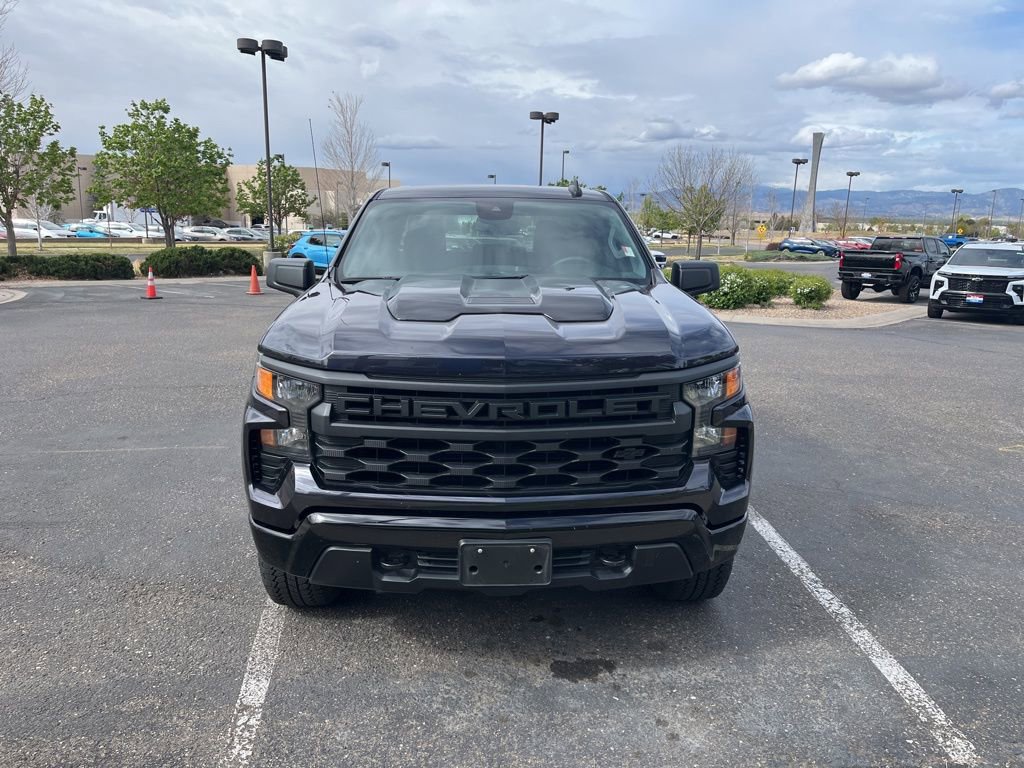 Used 2024 Chevrolet Silverado 1500 Custom Trail Boss w/ Turbomax Blackout Package image 2