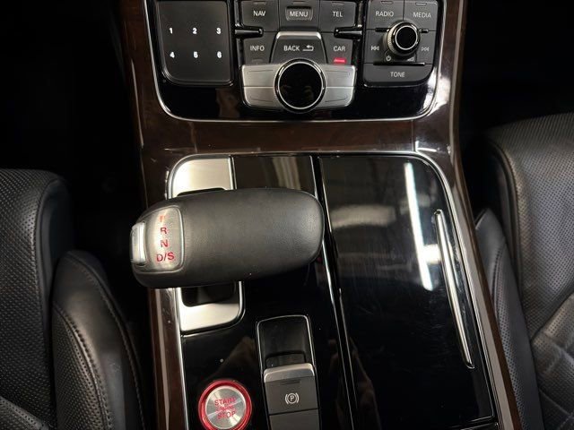 Used 2015 Audi A8 4.0T w/ Luxury Package image 22