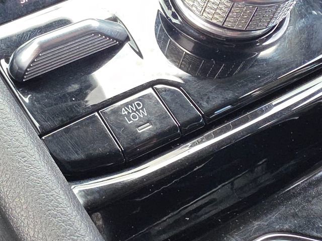 Used 2023 Jeep Grand Cherokee 4WD 4xe image 34