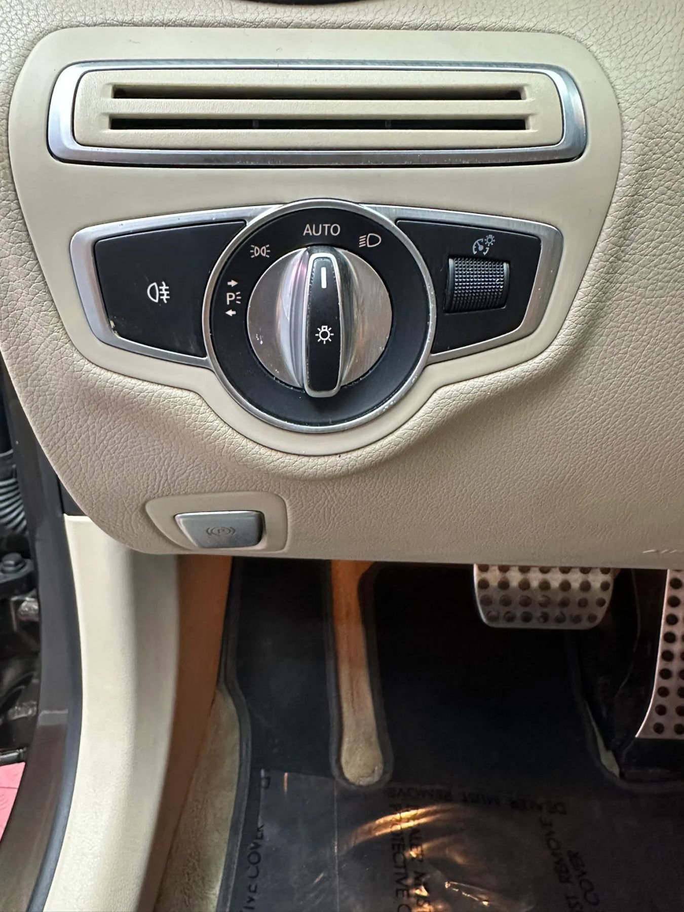 Used 2018 Mercedes-Benz C 300 Cabriolet image 21