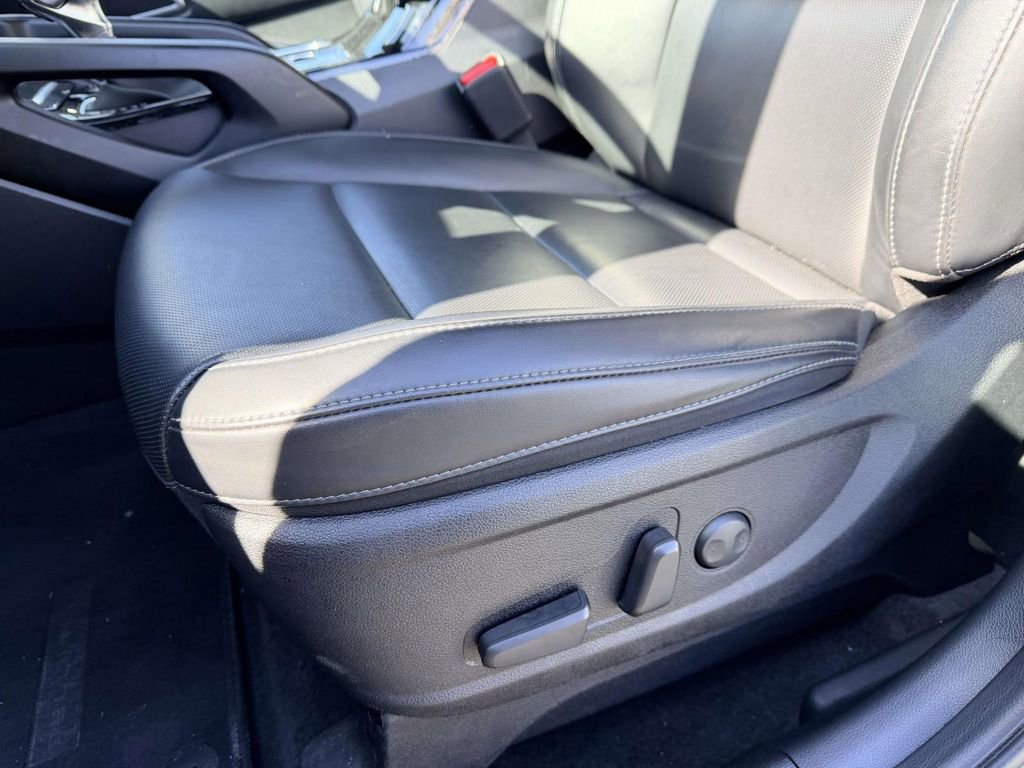 Used 2025 Kia Telluride S image 19