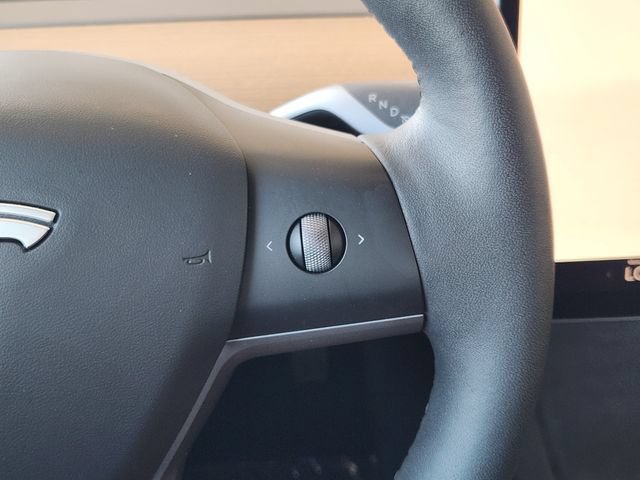Used 2023 Tesla Model 3 Standard Range RWD image 33