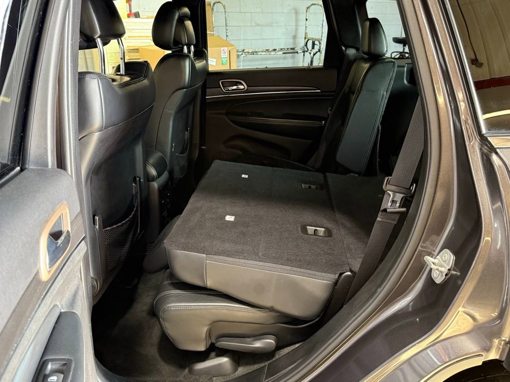 Used 2015 Jeep Grand Cherokee Limited image 12