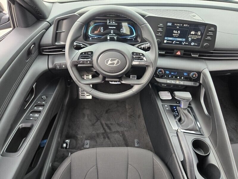 New 2026 Hyundai Elantra SEL Sport Premium FWD image 7