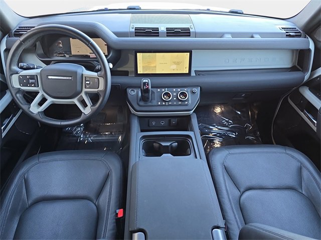 Used 2023 Land Rover Defender 110 S image 9