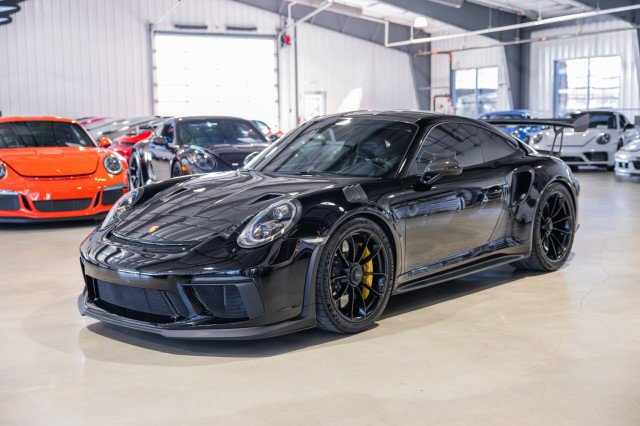 Used 2019 Porsche 911 GT3 RS RWD image 2