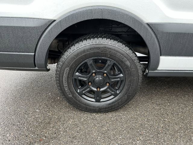 Used 2018 Ford Transit 350 XLT image 20