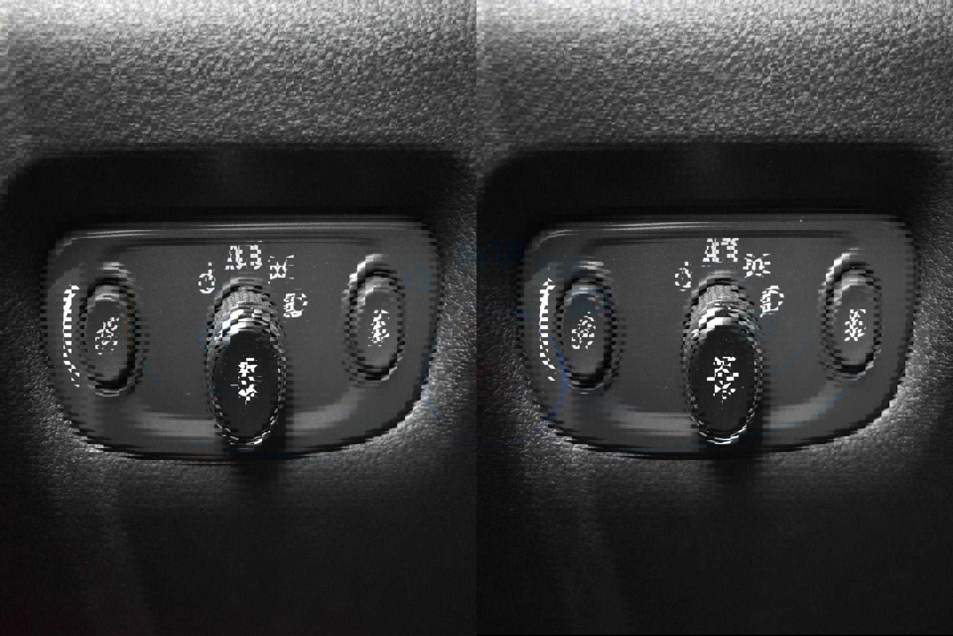 Used 2021 Chevrolet Traverse LT image 19