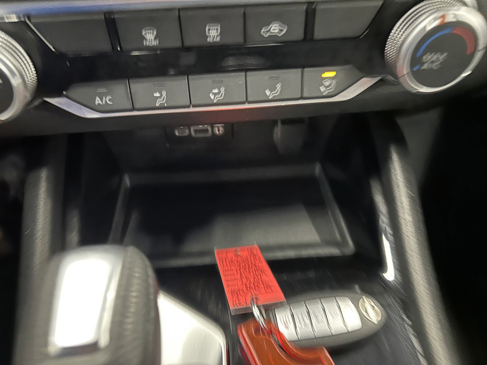 Used 2024 Nissan Altima 2.5 SV image 32