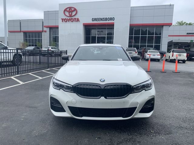 Used 2020 BMW 330i xDrive Sedan w/ M Sport Package AWD/4WD image 3