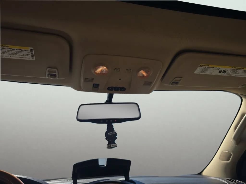 Used 2012 Buick Enclave Leather FWD image 21