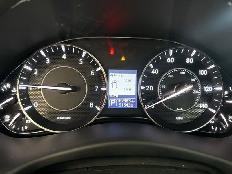 Used 2018 Nissan Armada SL w/ Moonroof Package image 16