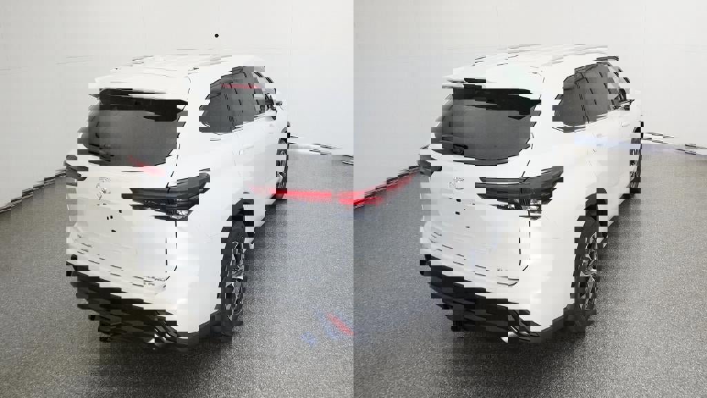 New 2026 Toyota Highlander XLE image 8