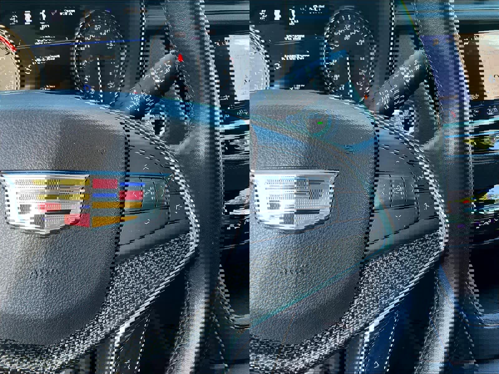 Used 2021 Cadillac XT5 Sportv w/ LPO, ONYX Package image 20