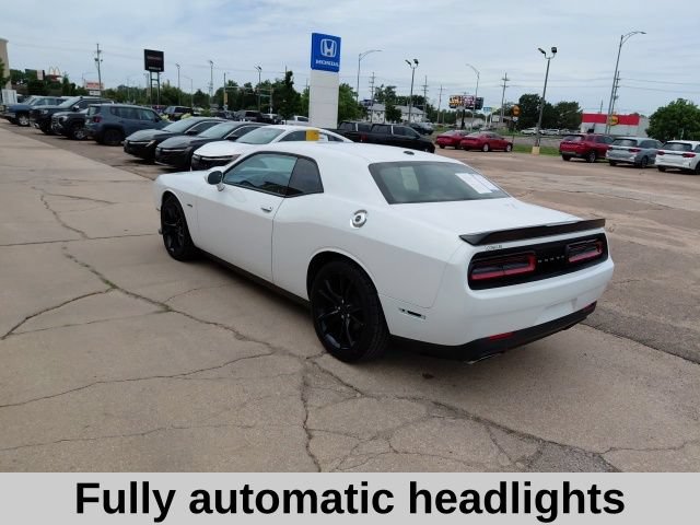 Used 2023 Dodge Challenger R/T RWD image 7