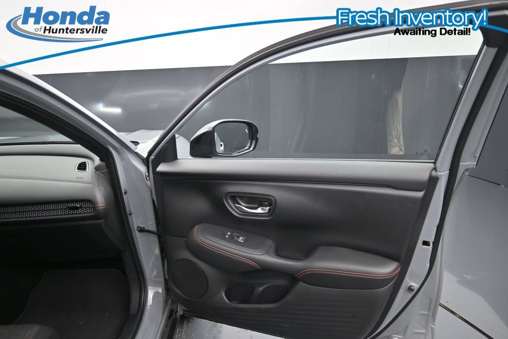 Certified 2026 Honda HR-V Sport image 14