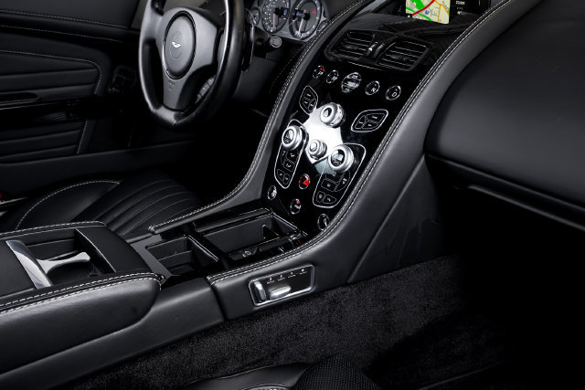 Used 2016 Aston Martin DB9 GT RWD image 52