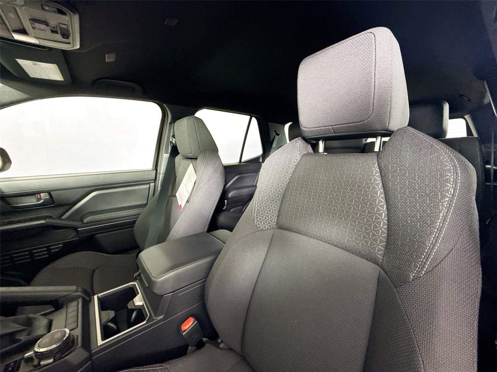 New 2026 Toyota 4Runner SR5 AWD/4WD image 14