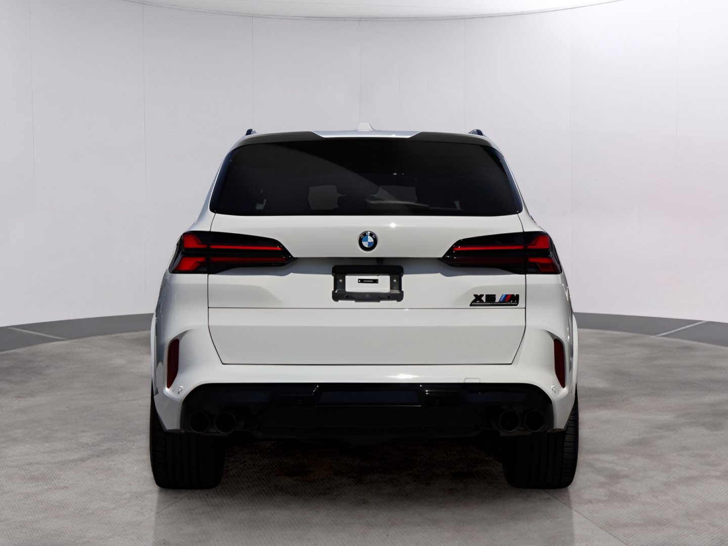 Used 2024 BMW X5 M Competition w/ Executive Package AWD/4WD image 6