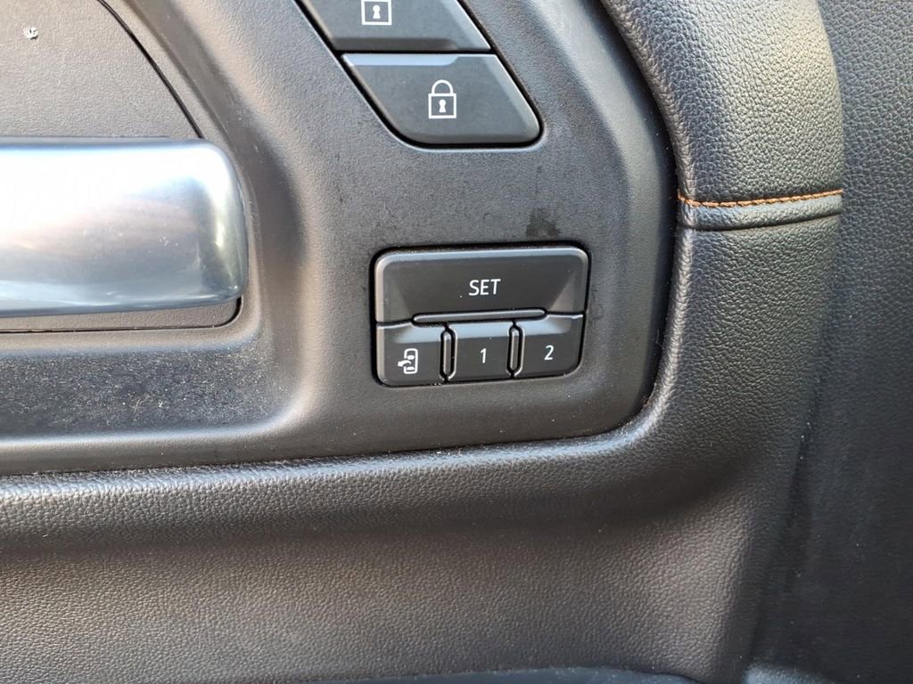 Used 2019 GMC Sierra 1500 AT4 w/ AT4 Premium Package image 16