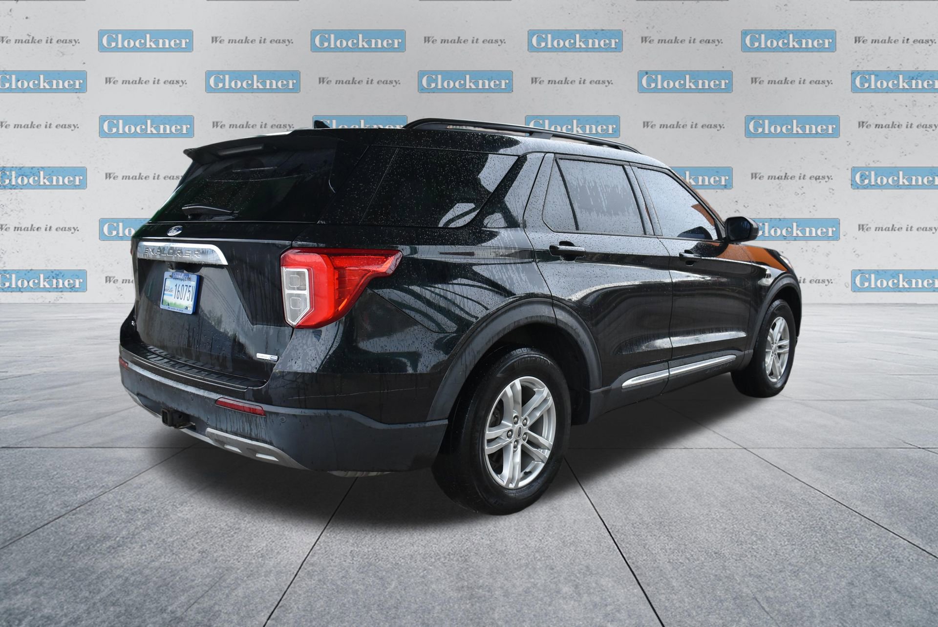 Used 2020 Ford Explorer XLT w/ Equipment Group 202A AWD/4WD image 6