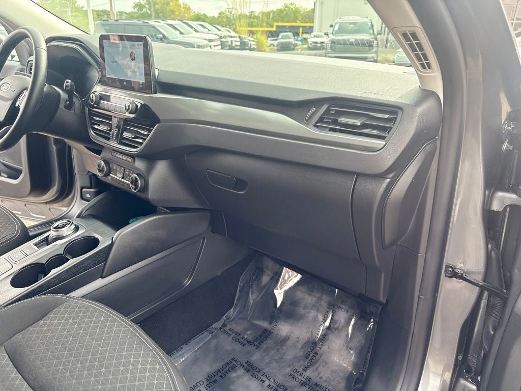 Used 2025 Ford Escape Active w/ Cold Weather Package FWD image 33