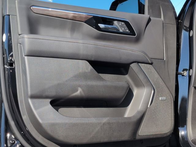 New 2026 Chevrolet Suburban Premier w/ Sun And Tow Package image 21