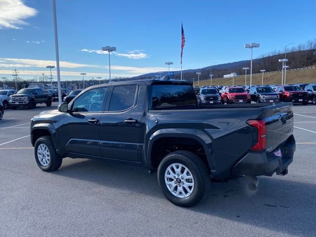 Used 2025 Toyota Tacoma SR w/ SR Upgrade Package image 3
